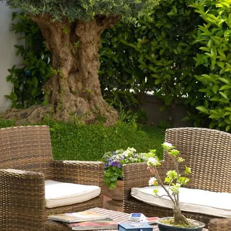 Bed and Breakfast Certe Notti - Πομπηία